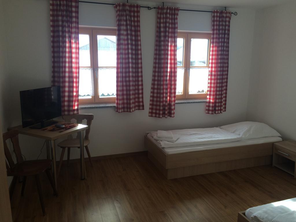 Stangl-Hof Hotel Forstinning Eksteriør billede